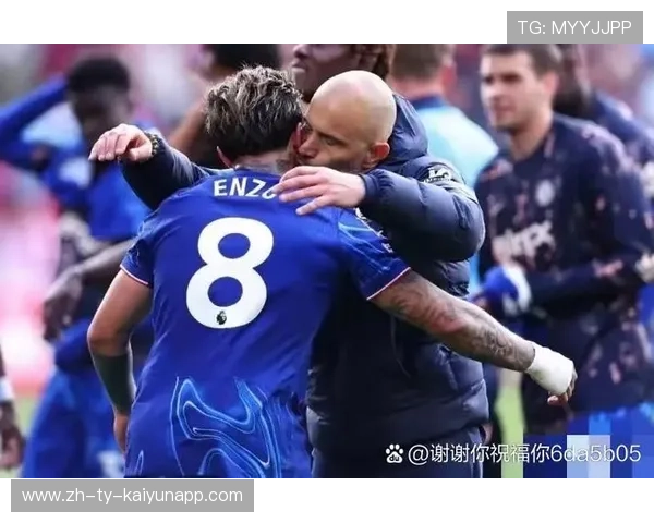 吉鲁门前小角度推射稳稳进网